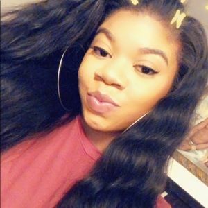 Meet your Posher, Ebonee